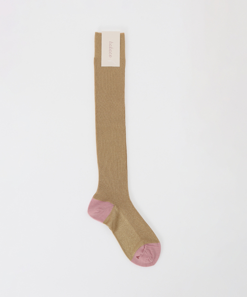 babaco(ババコ)の「Babaco LUREX FINE RIBBED KNEE HIGH SOCKS BA02-BN65:靴下(ソックス/靴下・レディース・ゴールド・SMALL)」の1枚目の写真