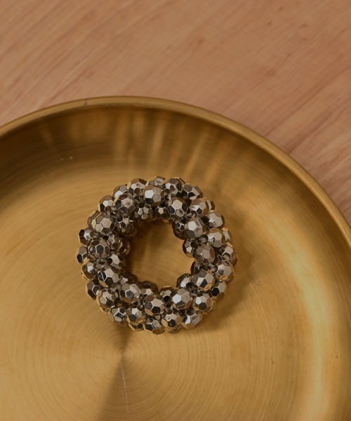 TONE SELECT GOODS（トーンセレクトグッズ）の「【resonance】ボール シンプル ミニヘアゴム【オケージョン】（ヘアゴム・レディース・シルバー/アイボリー/ブラック/ホワイト・FREE）」の4枚目の写真