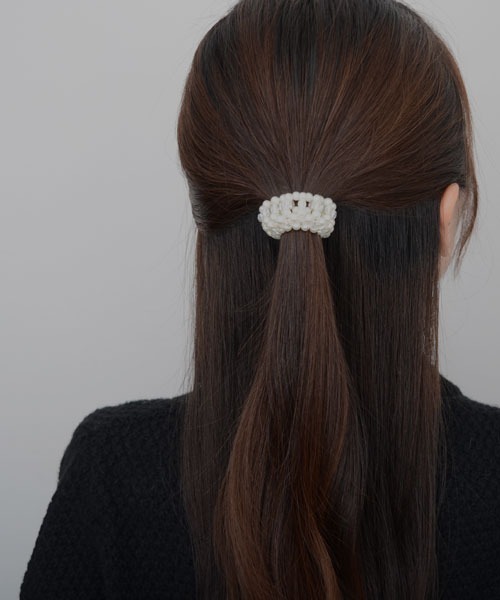 TONE SELECT GOODS（トーンセレクトグッズ）の「【resonance】ボール シンプル ミニヘアゴム【オケージョン】（ヘアゴム・レディース・シルバー/アイボリー/ブラック/ホワイト・FREE）」の5枚目の写真