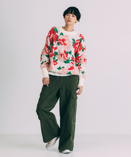 Freada(フリーダ)の「Freada/フリーダ モールヤーン花柄ニット(ニット/セーター・レディース・ブラック/オフホワイト・ONE SIZE)」の6枚目の写真