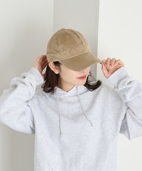 Champion(チャンピオン)の「【Champion】スエード調サイドロゴベースボールキャップ 381-0493(キャップ・レディース・ベージュ/ブラック・FREE)」の7枚目の写真
