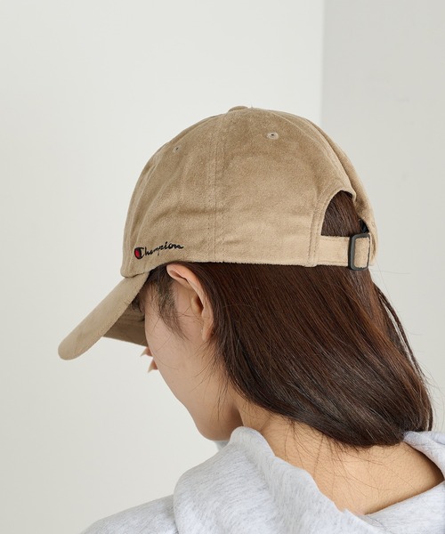 Champion(チャンピオン)の「【Champion】スエード調サイドロゴベースボールキャップ 381-0493(キャップ・レディース・ベージュ/ブラック・FREE)」の8枚目の写真