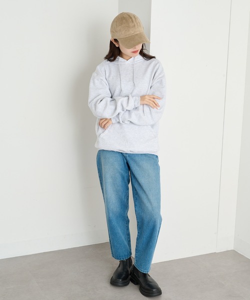 Champion(チャンピオン)の「【Champion】スエード調サイドロゴベースボールキャップ 381-0493(キャップ・レディース・ベージュ/ブラック・FREE)」の5枚目の写真