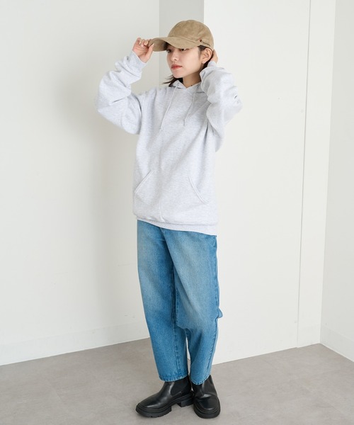 Champion(チャンピオン)の「【Champion】スエード調サイドロゴベースボールキャップ 381-0493(キャップ・レディース・ベージュ/ブラック・FREE)」の4枚目の写真