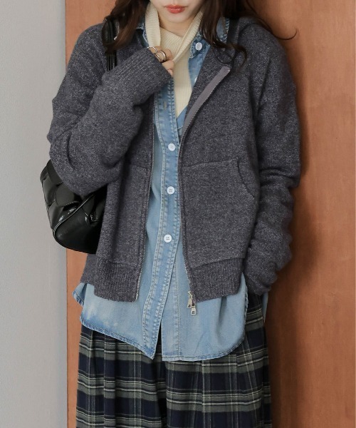 La-gemme（ラジェム）の「Wジップ ニットパーカー（パーカー・レディース・ブラック/ブラウン/グレー/ベージュ・フリー）」の3枚目の写真