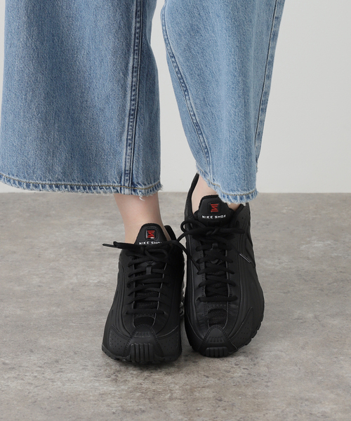 NIKE(ナイキ)の「【NIKE/ ナイキ】 ショックス R4 AR3565(スニーカー・レディース・ブラック・26.5cm/27.5cm/24.5cm)」の9枚目の写真