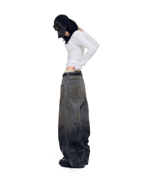 AAKAM（アーカム）の「Dirty Gradation Denim Pants (Gray)（デニム