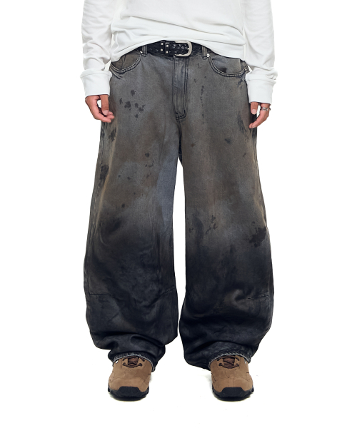 AAKAM(アーカム)の「Dirty Gradation Denim Pants (Gray)(デニムパンツ・レディース・その他・1/2)」の13枚目の写真