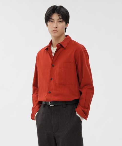 MARGARET HOWELL(マーガレットハウエル)の「COTTON CASHMERE TWILL(シャツ/ブラウス・メンズ・レッド・SMALL/MEDIUM/LARGE)」の1枚目の写真