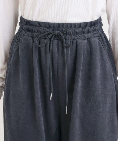 Cutie Blonde（キューティーブロンド）の「スエード調カーブパンツ（その他パンツ・レディース・チャコールグレー/オフホワイト・04/03/02/01）」の14枚目の写真