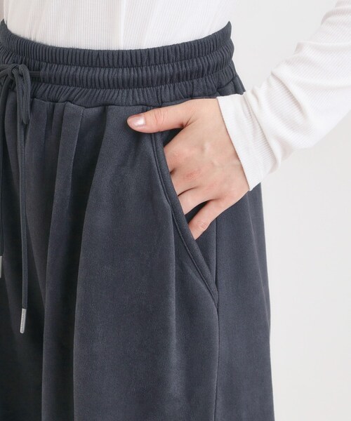 Cutie Blonde（キューティーブロンド）の「スエード調カーブパンツ（その他パンツ・レディース・チャコールグレー/オフホワイト・04/03/02/01）」の15枚目の写真