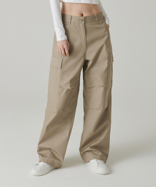 MUSINSA STANDARD WOMAN（ムシンサスタンダードウーマン）の「ウィメンズワイドカーゴパンツ[ベージュ]（スウェットパンツ・レディース・その他・30/24/25/26/27/28/29）」の3枚目の写真