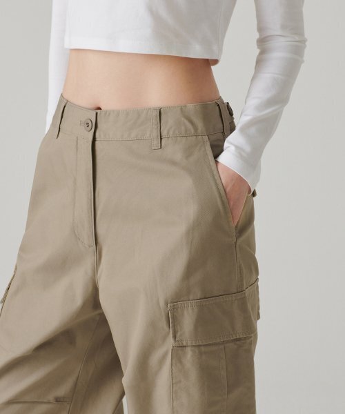 MUSINSA STANDARD WOMAN（ムシンサスタンダードウーマン）の「ウィメンズワイドカーゴパンツ[ベージュ]（スウェットパンツ・レディース・その他・30/24/25/26/27/28/29）」の7枚目の写真