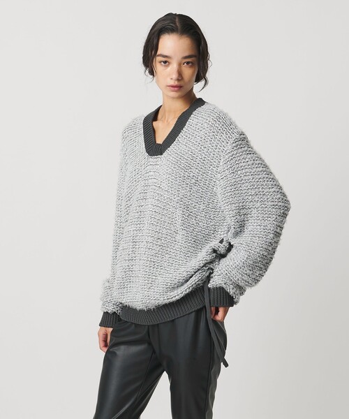 AEWEN MATOPH(イウエン マトフ)の「<AEWEN MATOPH>ハートスパンコール シャーリングVネックニット(ニット/セーター・レディース・ブラック/グレー・FREE)」の8枚目の写真