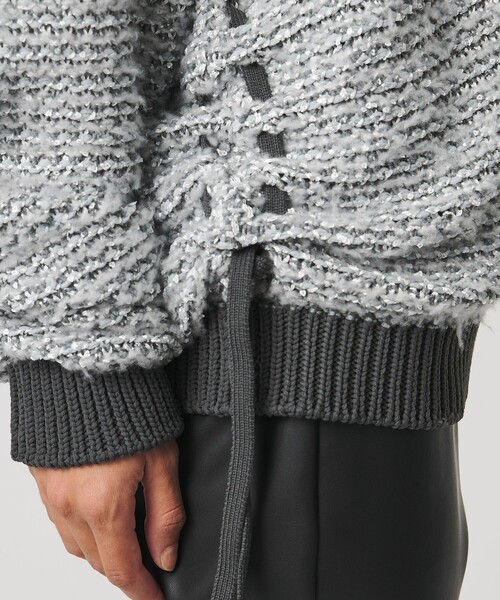 AEWEN MATOPH(イウエン マトフ)の「<AEWEN MATOPH>ハートスパンコール シャーリングVネックニット(ニット/セーター・レディース・ブラック/グレー・FREE)」の16枚目の写真