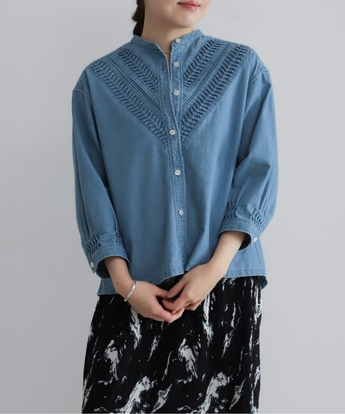 NOMBRE IMPAIR(ノンブルアンペール)の「ねじりピンタックデニム スタンドショートシャツ(シャツ/ブラウス・レディース・ブルー/サックスブルー・FREE)」の16枚目の写真