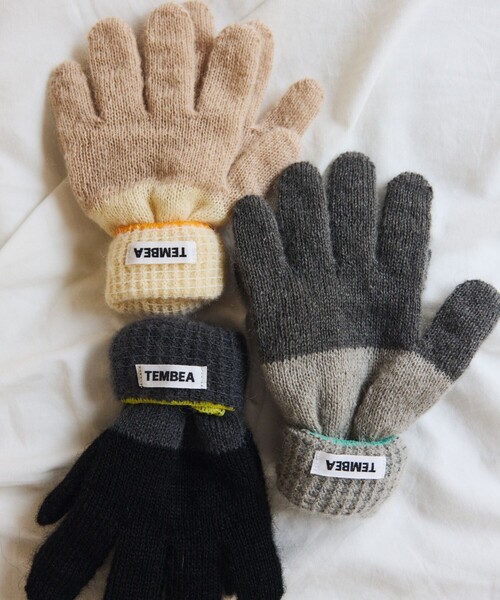 TEMBEA（テンベア）の「TEMBEA × FREAK'S STORE/テンベア × フリークスストア 別注GUNTE 2TONE MOHAIR 別注モヘア ツートンカラー 手袋（手袋・メンズ・ライトグレー/ナチュラル/チャコールグレー・ONE SIZE）」の4枚目の写真