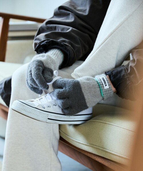 TEMBEA（テンベア）の「TEMBEA × FREAK'S STORE/テンベア × フリークスストア 別注GUNTE 2TONE MOHAIR 別注モヘア ツートンカラー 手袋（手袋・メンズ・ライトグレー/ナチュラル/チャコールグレー・ONE SIZE）」の21枚目の写真