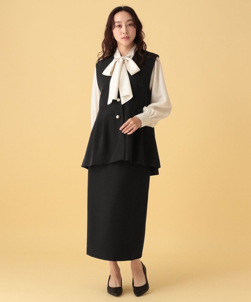 Elura（エルーラ）の「≪入卒/セレモニー/通勤≫ダブルクロスジレ/603863（ベスト・レディース・ブラック/アイボリー/ネイビー・FREE）」の4枚目の写真