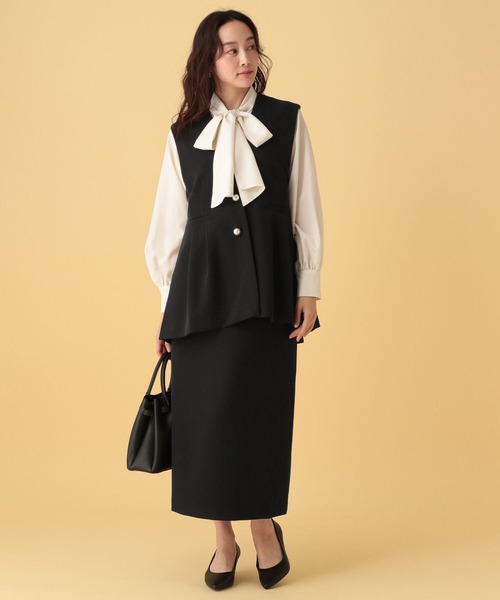 Elura（エルーラ）の「≪入卒/セレモニー/通勤≫ダブルクロスジレ/603863（ベスト・レディース・ブラック/アイボリー/ネイビー・FREE）」の5枚目の写真