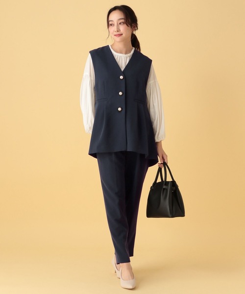 Elura（エルーラ）の「≪入卒/セレモニー/通勤≫ダブルクロスジレ/603863（ベスト・レディース・ブラック/アイボリー/ネイビー・FREE）」の12枚目の写真