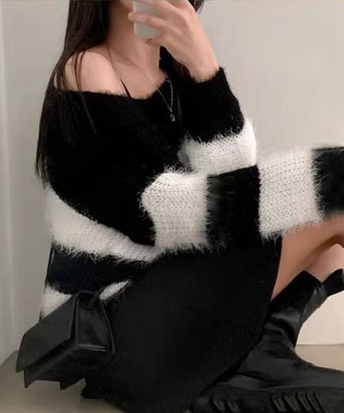 Jayro(ジャイロ)の「ボーダー柄モヘアVネックニットトップス(ニット/セーター・レディース・サックスブルー/ブラック/ブルー/ピンク・FREE)」の20枚目の写真