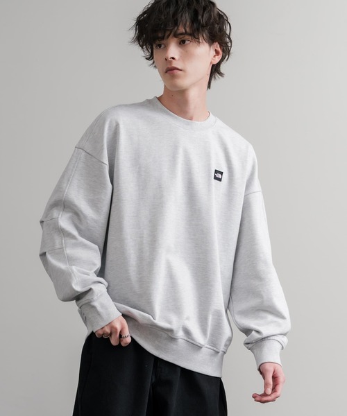 THE NORTH FACE(ザノースフェイス)の「新色追加 日本未展開モデル WHITE LABEL THE NORTH FACE ESSENTIAL SWEATSHIRTS ルーズフィットワンポイントロゴスウェットトレーナー(スウェット・メンズ・グレー/ブラック/ブラウン・M/L/XL/S/XXL)」の3枚目の写真