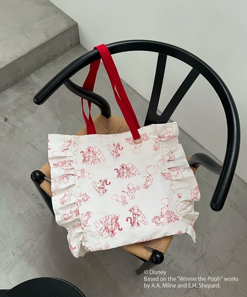 Disney（ディズニー）の「【Disney】くまのプーさん/フリルトートバッグ（トートバッグ・レディース・ベージュ/オフホワイト・FREE）」の16枚目の写真