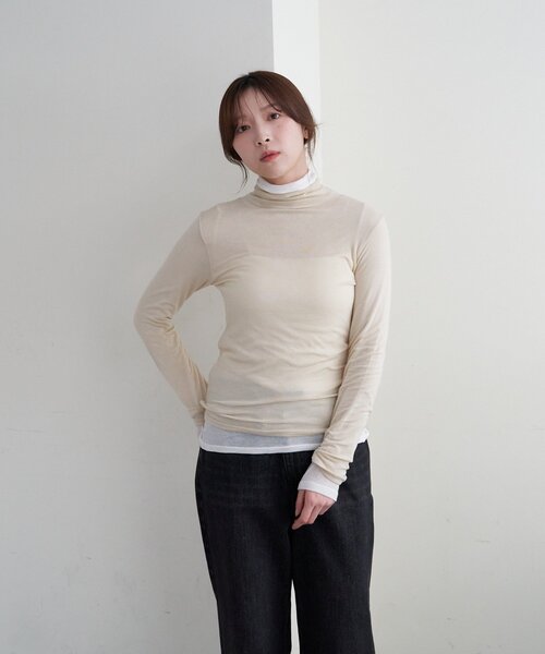 SHENERY（シーナリー）の「シアータートルプルオーバー（Tシャツ/カットソー・レディース・ベージュ/ブルー系その他/ピンク/ブラック/ベージュ系その他/オフホワイト・FREE）」の14枚目の写真