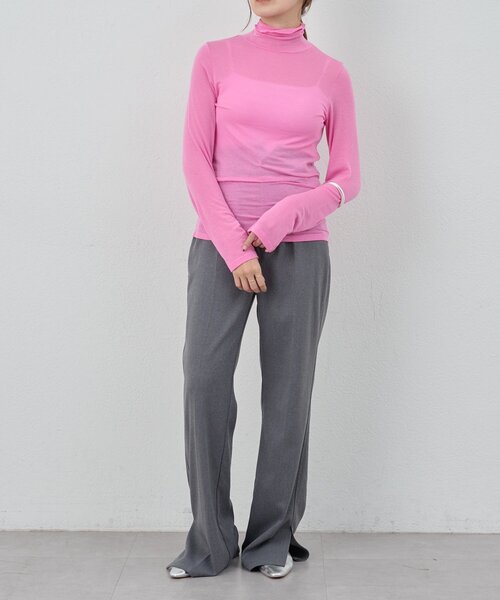 SHENERY(シーナリー)の「シアータートルプルオーバー(Tシャツ/カットソー・レディース・ベージュ/ブルー系その他/ピンク/ブラック/ベージュ系その他/オフホワイト・FREE)」の10枚目の写真