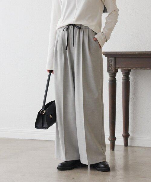 RIVE DROITE（リヴドロワ）の「【MYSELFbyRD（マイセルフバイリヴドロワ）】RELAX SLACKS（スラックス・レディース・ライトグレー/チャコールグレー・38/36）」の5枚目の写真