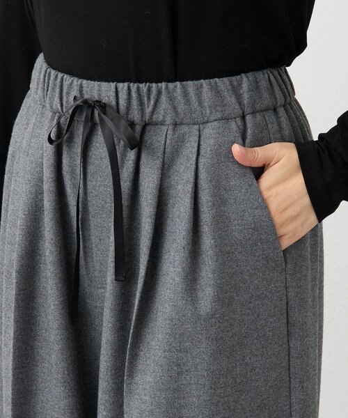 RIVE DROITE（リヴドロワ）の「【MYSELFbyRD（マイセルフバイリヴドロワ）】RELAX SLACKS（スラックス・レディース・ライトグレー/チャコールグレー・38/36）」の10枚目の写真