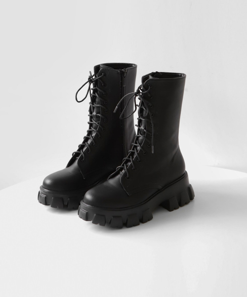 SAPPUN(サプン)の「Hide レースアップ ウォーカー (6cm)(ブーツ・レディース・ブラック・21.5㎝/22cm/22.5cm/23cm/23.5cm/24cm/24.5cm/25cm/25.5cm)」の2枚目の写真