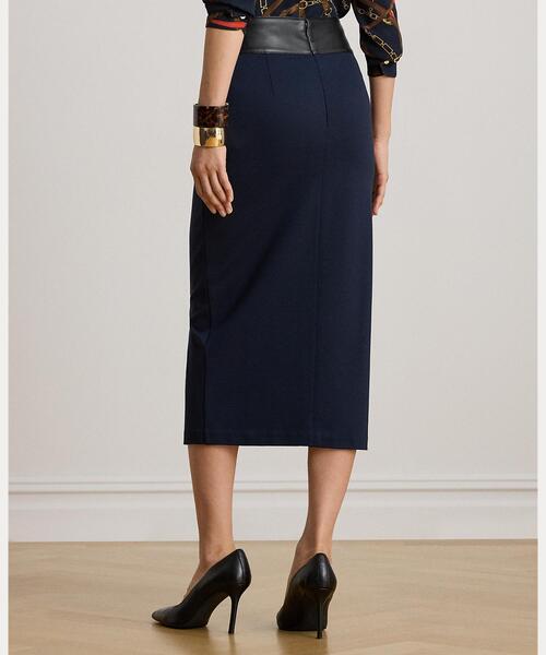 LAUREN RALPH LAUREN(ローレン ラルフ ローレン)の「バックルトリム ポンチ ペンシル ミディ スカート(スカート・レディース・ネイビー系1・2/0/00/4/6)」の5枚目の写真