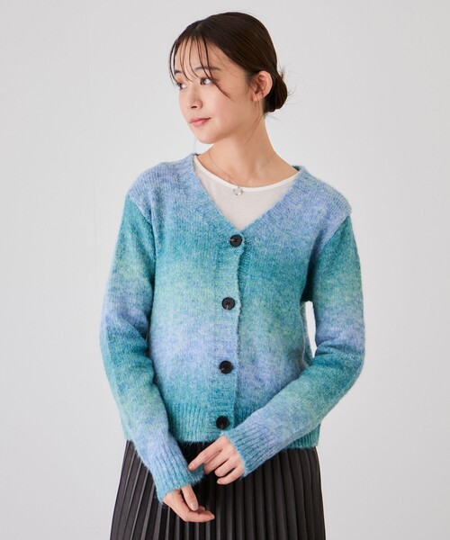 Jayro(ジャイロ)の「グラデーションニットカーディガン(カーディガン/ボレロ・レディース・ブルー系その他4/ブルー系その他6/ダークパープル/グレー/オレンジ・FREE)」の21枚目の写真