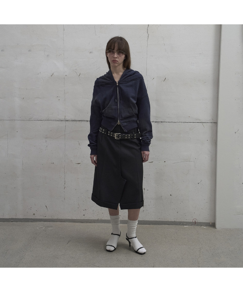 TAILORED ZIP FRONT SKIRT (BLACK)