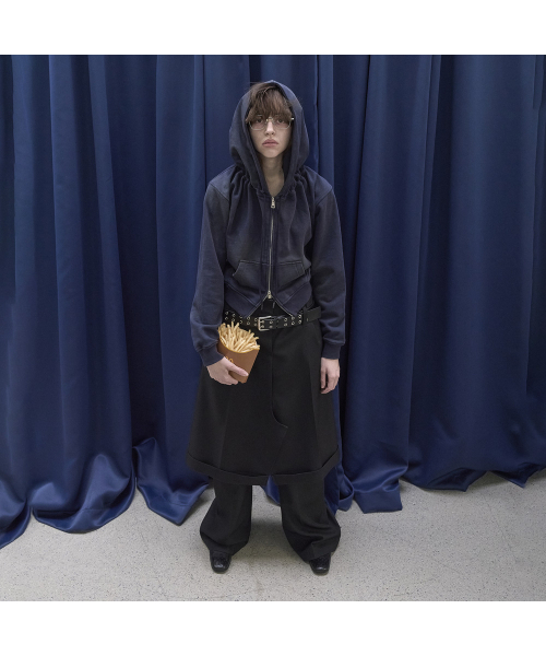 LCDC TM(エルシーディーシーティーエム)の「TAILORED ZIP FRONT SKIRT (BLACK)(スカート・レディース・ブラック・SMALL/MEDIUM)」の8枚目の写真