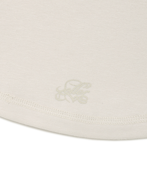 Cavish（カビシ）の「W SLIM LINE HOODIE BEIGE(CV2FSFM401A)（パーカー・レディース・ベージュ・FREE）」の5枚目の写真