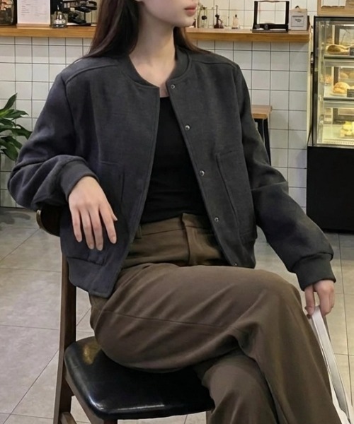 cammie（キャミー）の「スタジャン（スタジャン・レディース・ベージュ/ダークグレー・M/L）」の5枚目の写真
