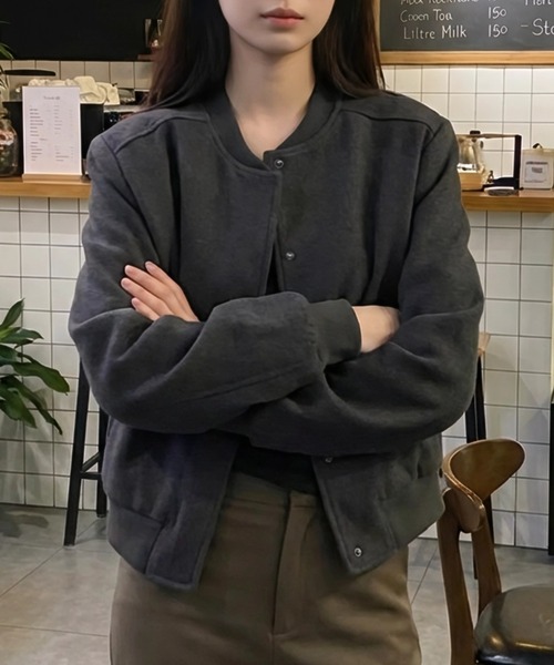 cammie（キャミー）の「スタジャン（スタジャン・レディース・ベージュ/ダークグレー・M/L）」の3枚目の写真