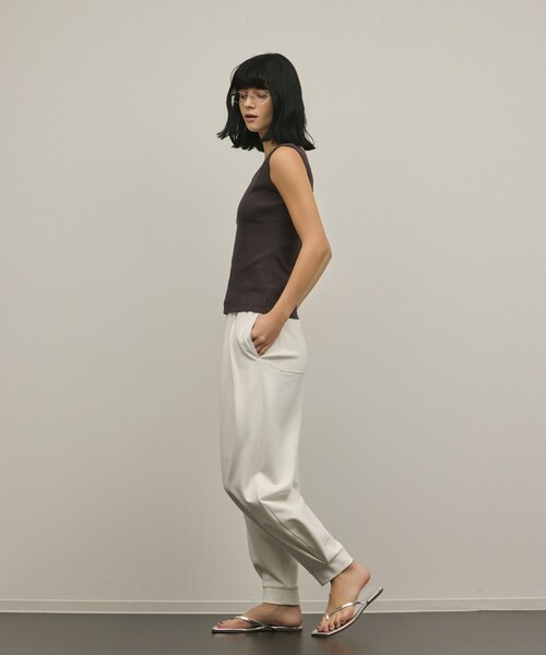 GRACE CONTINENTAL(グレースコンチネンタル)の「TKEES SQUARE(サンダル・レディース・シルバー・38/37)」の5枚目の写真