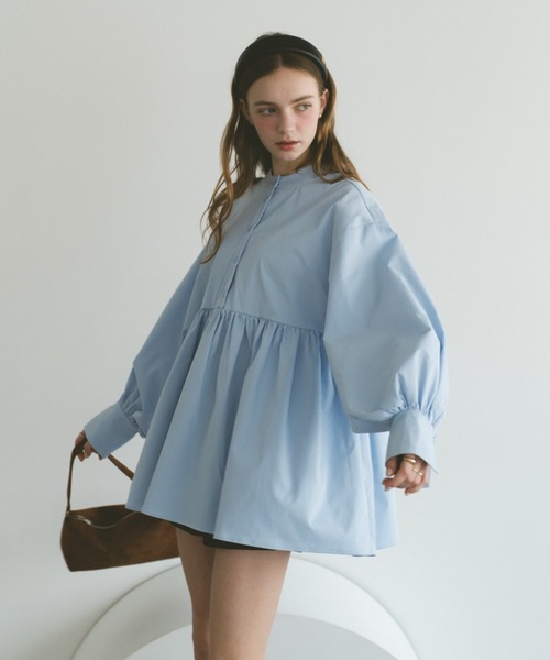 VANNIE U(ヴァニーユー)の「ギャザーボリューム2WAYチュニック ミニワンピース(シャツワンピース・レディース・ホワイト/ブルー・FREE)」の12枚目の写真