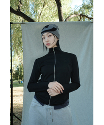 AEIAEIAE（エイエイエ）の「ハイネックスリムフィットジャージジップアップ[ブラック]（ナイロンジャケット）」