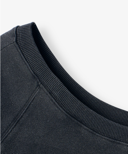 EUGGEN(ユジェン)の「オフショルダー フェードウォッシング スウェットTシャツ_ピグメントチャコール(スウェット・レディース・その他・MEDIUM)」の4枚目の写真