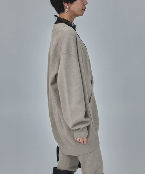 VERMEIL par iena(ヴェルメイユパーイエナ)の「コットンカシミヤ WジャガードVネックカーディガン(カーディガン/ボレロ・レディース・ネイビー/ライトグレー・FREE)」の6枚目の写真