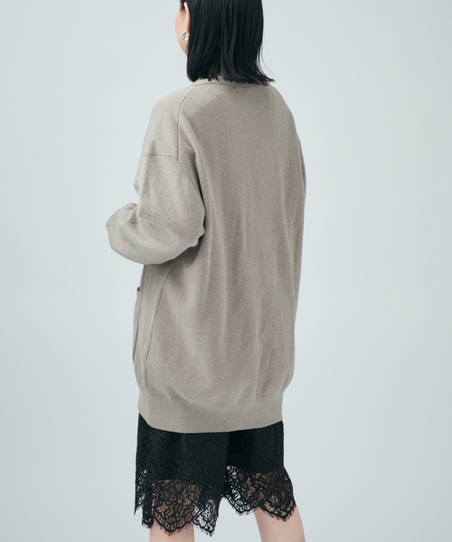 VERMEIL par iena(ヴェルメイユパーイエナ)の「コットンカシミヤ WジャガードVネックカーディガン(カーディガン/ボレロ・レディース・ネイビー/ライトグレー・FREE)」の12枚目の写真