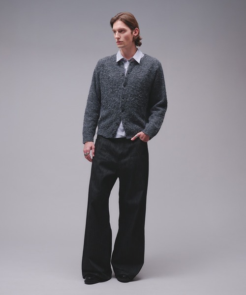 Regen Glanz(レーゲングランツ)の「Brushed mix crewneck knit cardigan / ブラッシュドミックスクルーネックニットカーディガン(カーディガン/ボレロ・メンズ・チャコールグレー/ワインレッド・SMALL/MEDIUM/LARGE)」の12枚目の写真