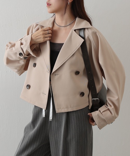 COLONY 2139（コロニートゥーワンスリーナイン）の「ショートトレンチコート（トレンチコート・レディース・ネイビー/ベージュ/ライトベージュ・FREE）」の5枚目の写真