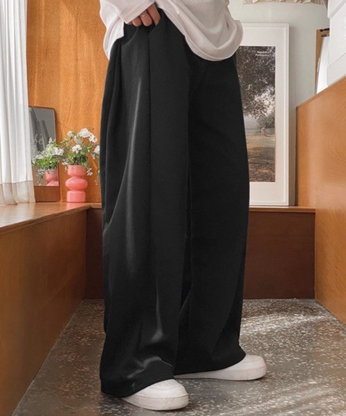 NOWLE（ノウル）の「【NOWLE】バギーフィット 切り替えデザイン スウェットパンツ（スウェットパンツ・メンズ・ブラック/グレー・LARGE/MEDIUM/X-LARGE）」の5枚目の写真