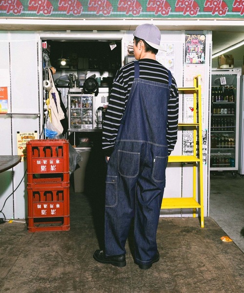 niko and...（ニコアンド）の「[niko and ...JEANS] WIDE DENIM OVERALLS（サロペット/オーバーオール・メンズ・インディゴブルー/ブラウン・LARGE/MEDIUM）」の10枚目の写真